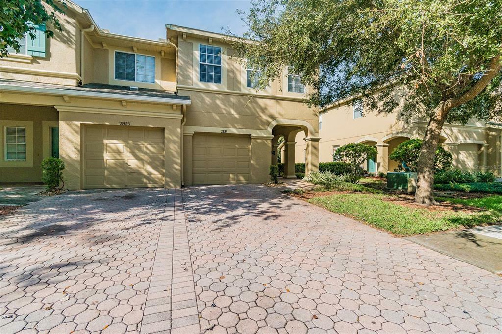 Property Photo: 2827 Girvan Dr FL 34638