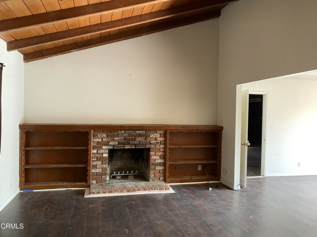 Property Photo:  1710 Roman Avenue  CA 93010 