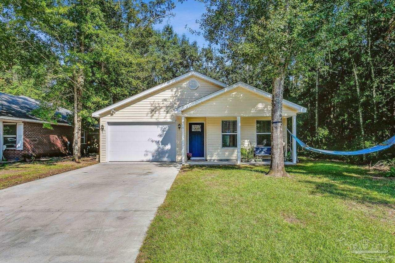 Property Photo: 4054 Lancer St FL 32571