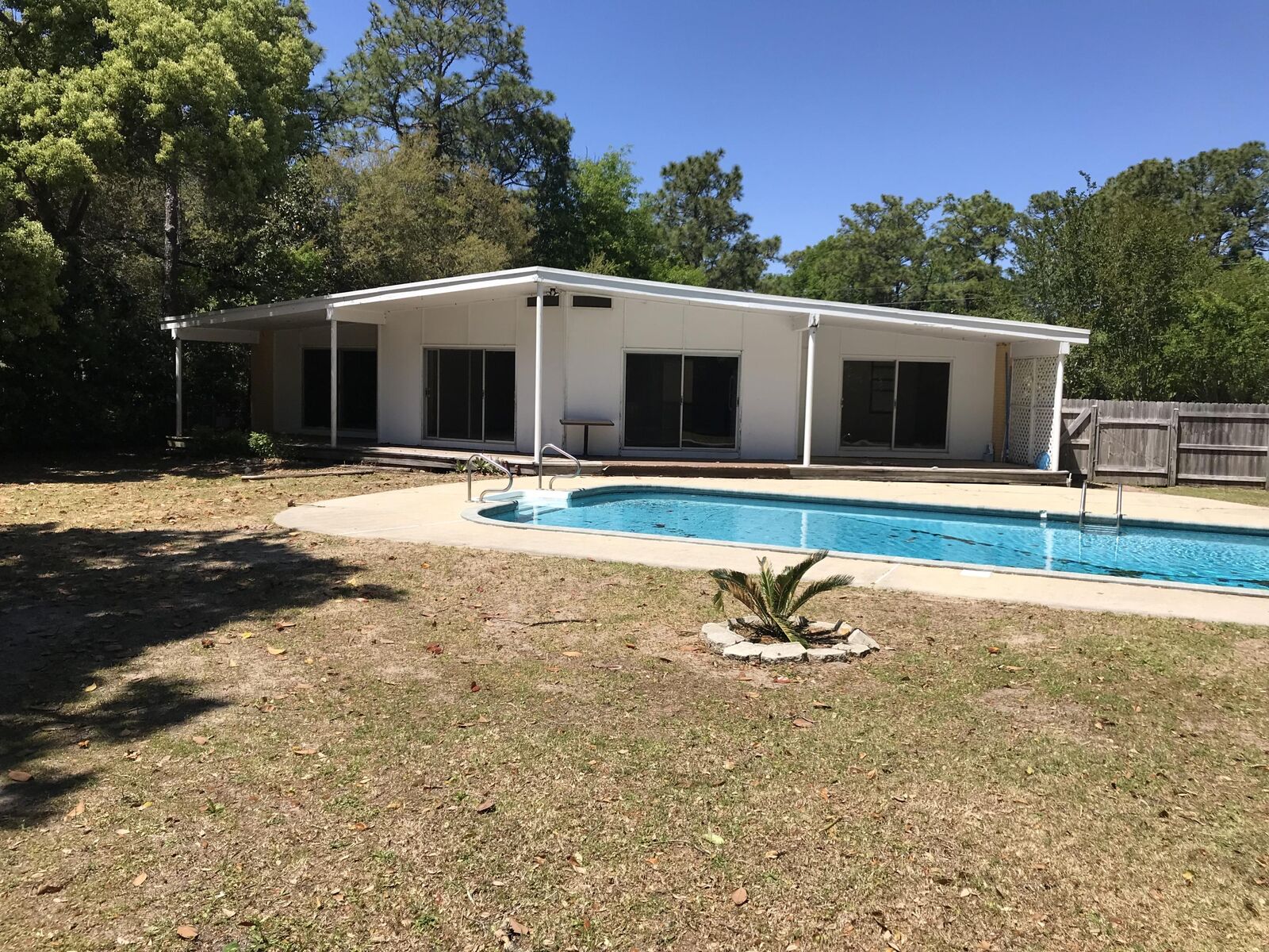 Property Photo:  27 Holly Avenue  FL 32579 