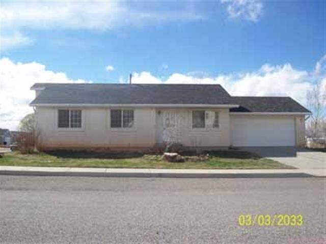 Property Photo:  1619 N 175 West  UT 84721 