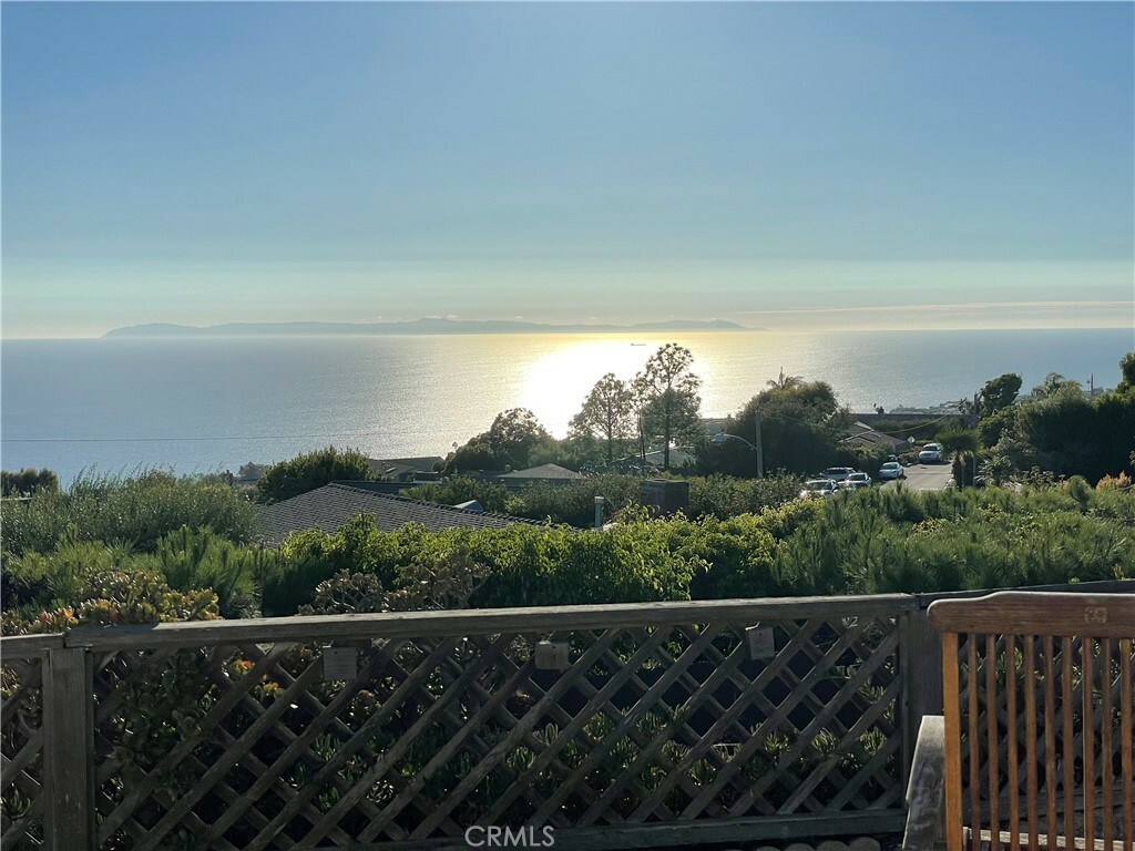 2967 Alta Laguna Boulevard  Laguna Beach CA 92651 photo