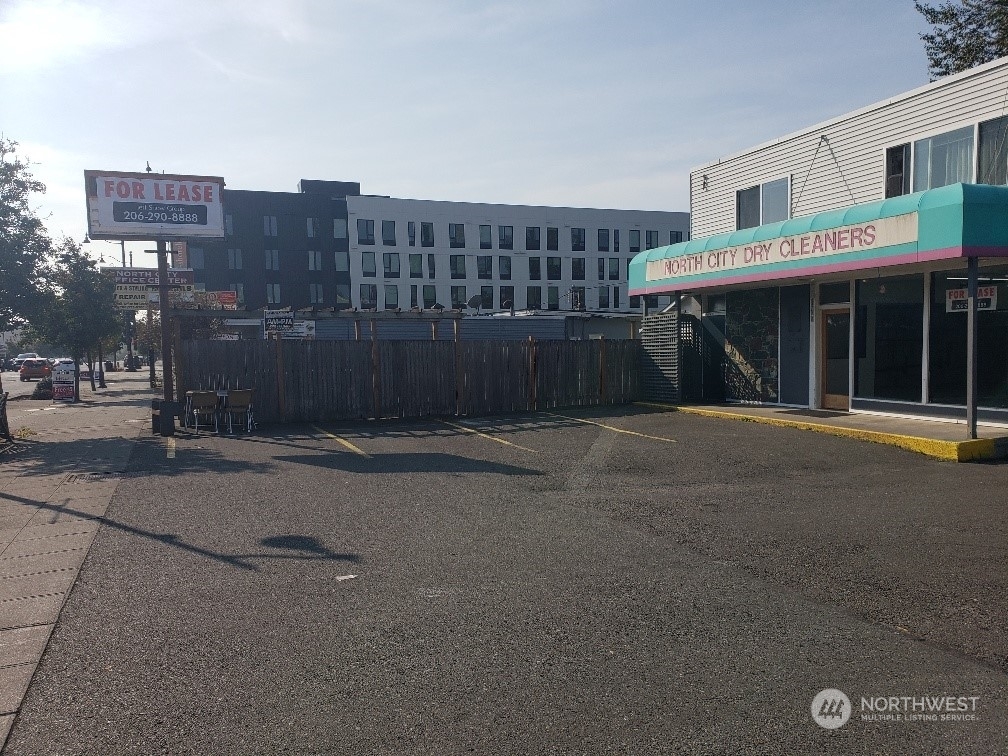 Property Photo: 17721 15th Avenue NE Lower WA 98155
