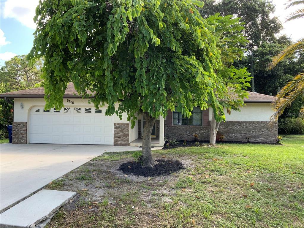 Property Photo: 5255 Grinnell Road FL 34293