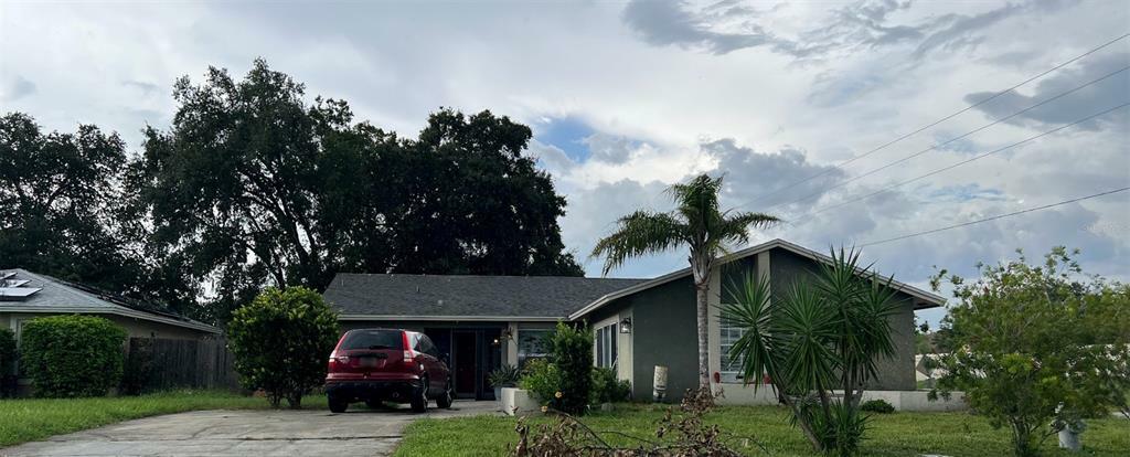 Property Photo:  462 Cart Court  FL 34759 