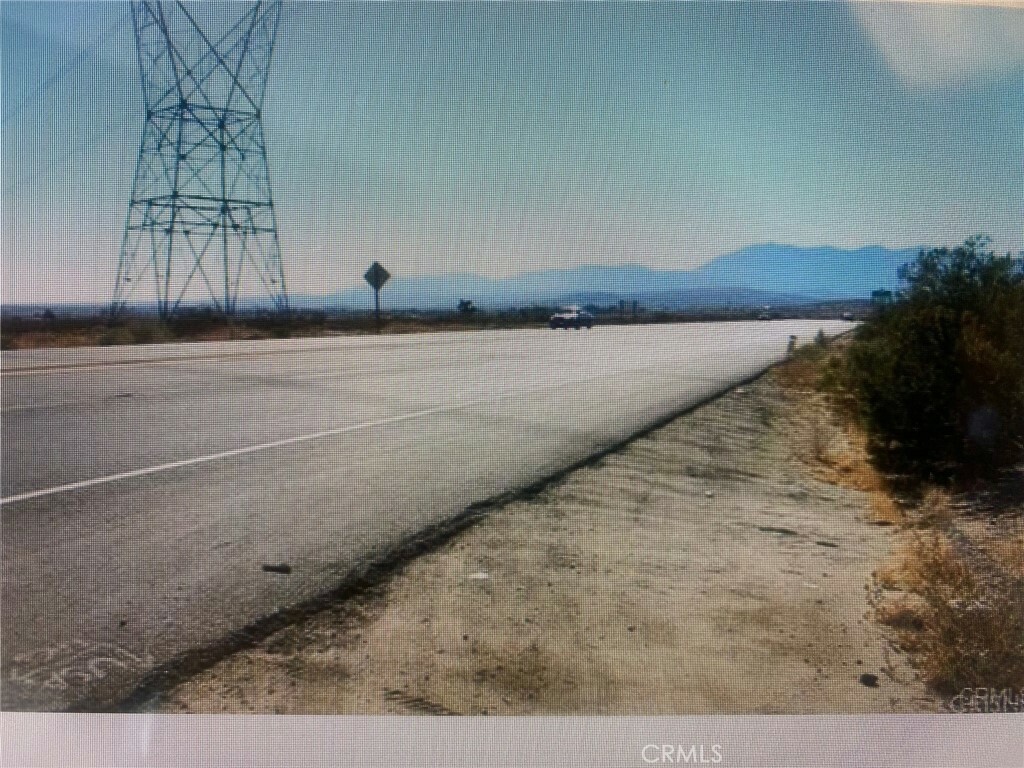 Property Photo: 0 Vac/Pearblossom Hwy/Vic 121 St CA 93553