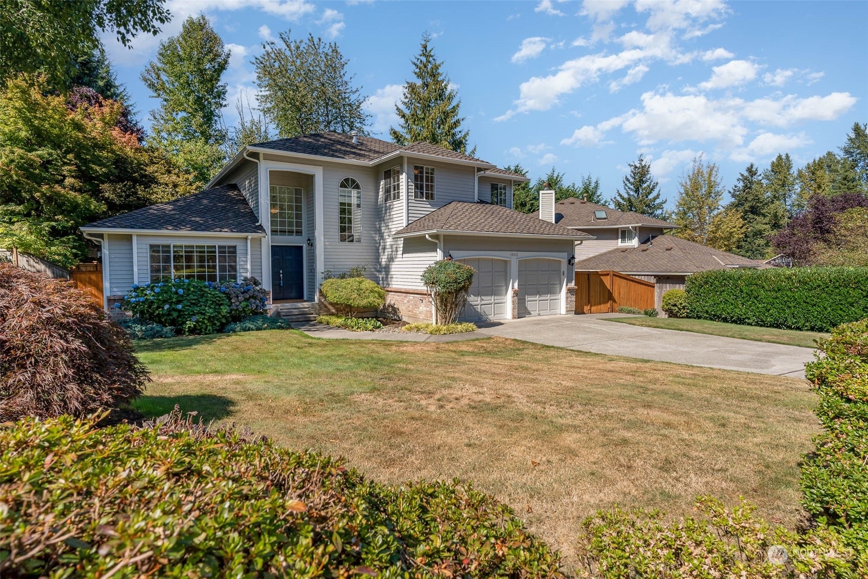 Property Photo:  14010 Cascade Drive SE  WA 98296 