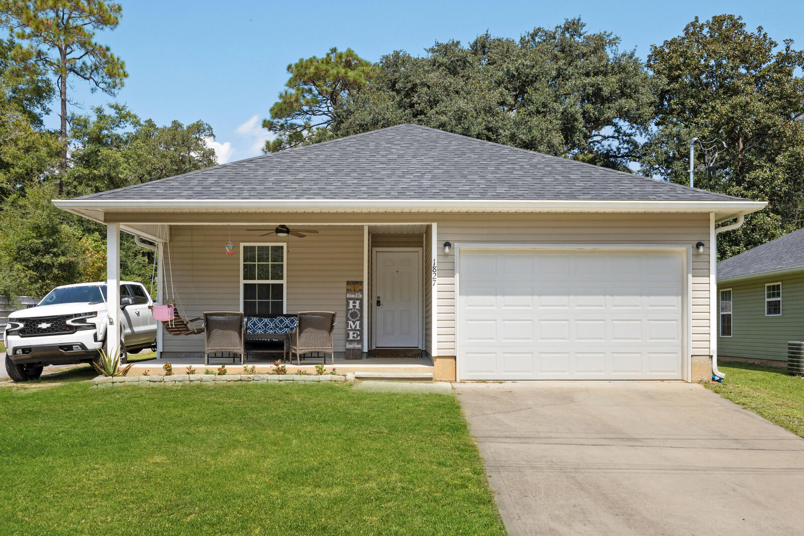 Property Photo:  1827 Gainer Avenue  FL 32531 