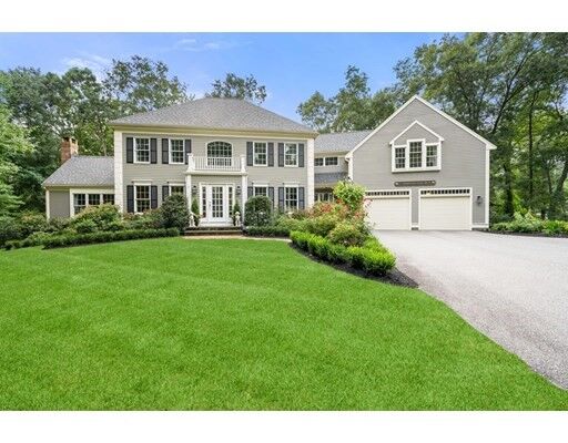 Property Photo: 15 Ledgewood Farm Dr MA 02025