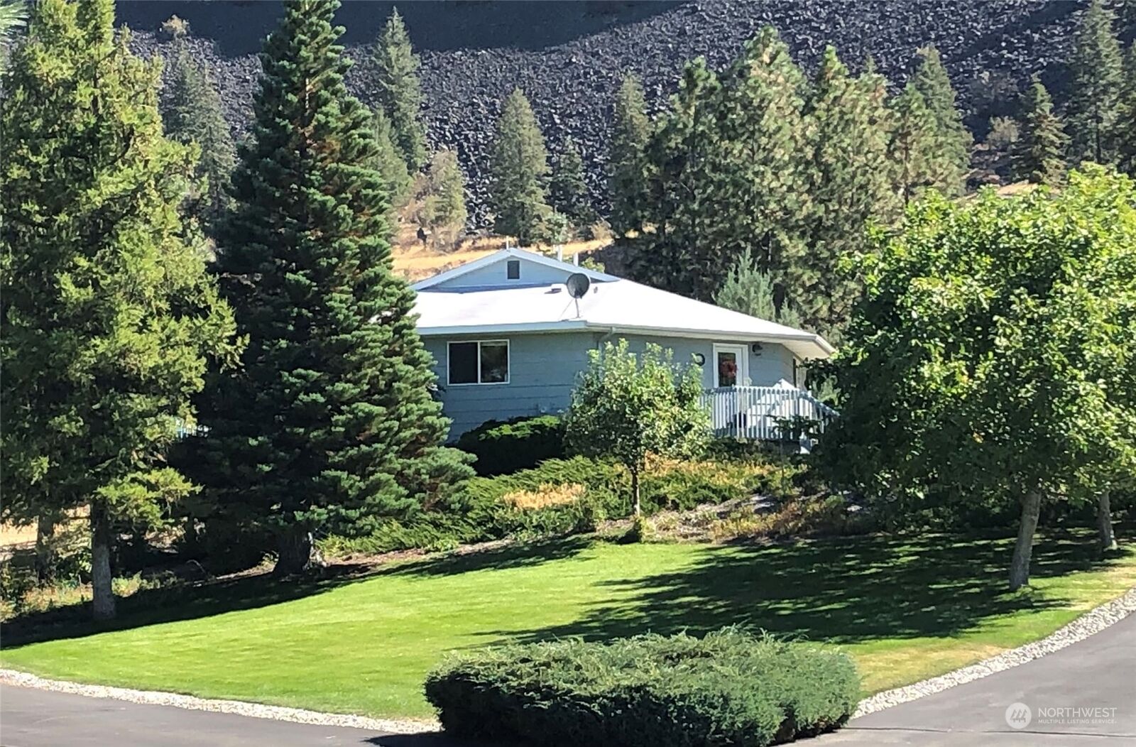 Property Photo:  19984 Coulee View Road NE  WA 99123 