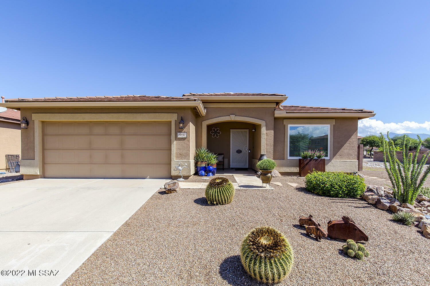 Property Photo:  10937 S Camino San Clemente  AZ 85641 