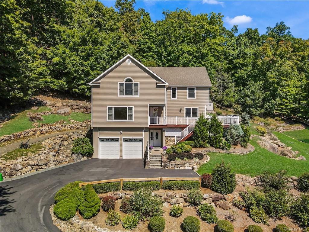 Property Photo: 47 Pavilion Ridge Way NY 10901