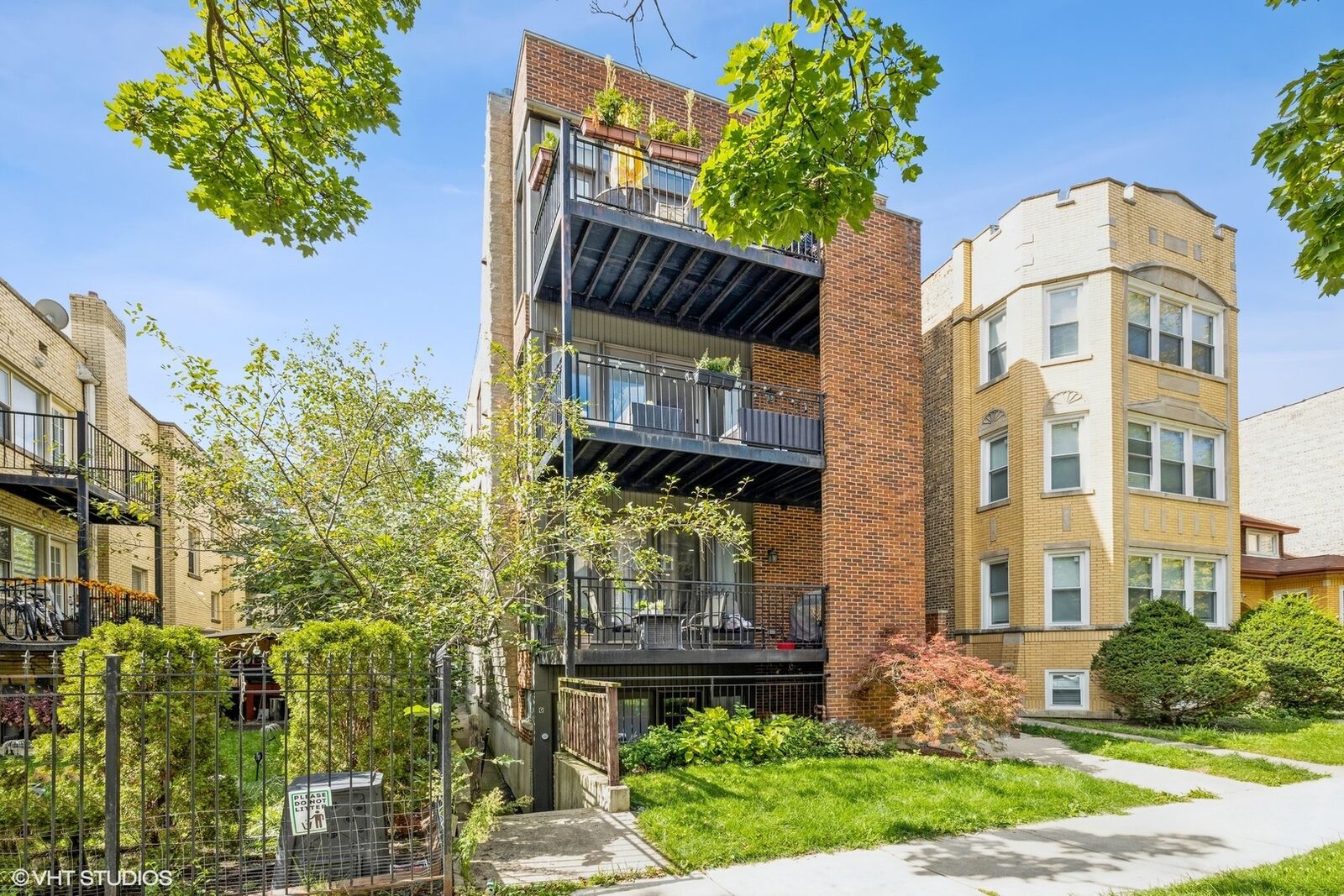 Property Photo: 6208 N Talman Avenue G IL 60659