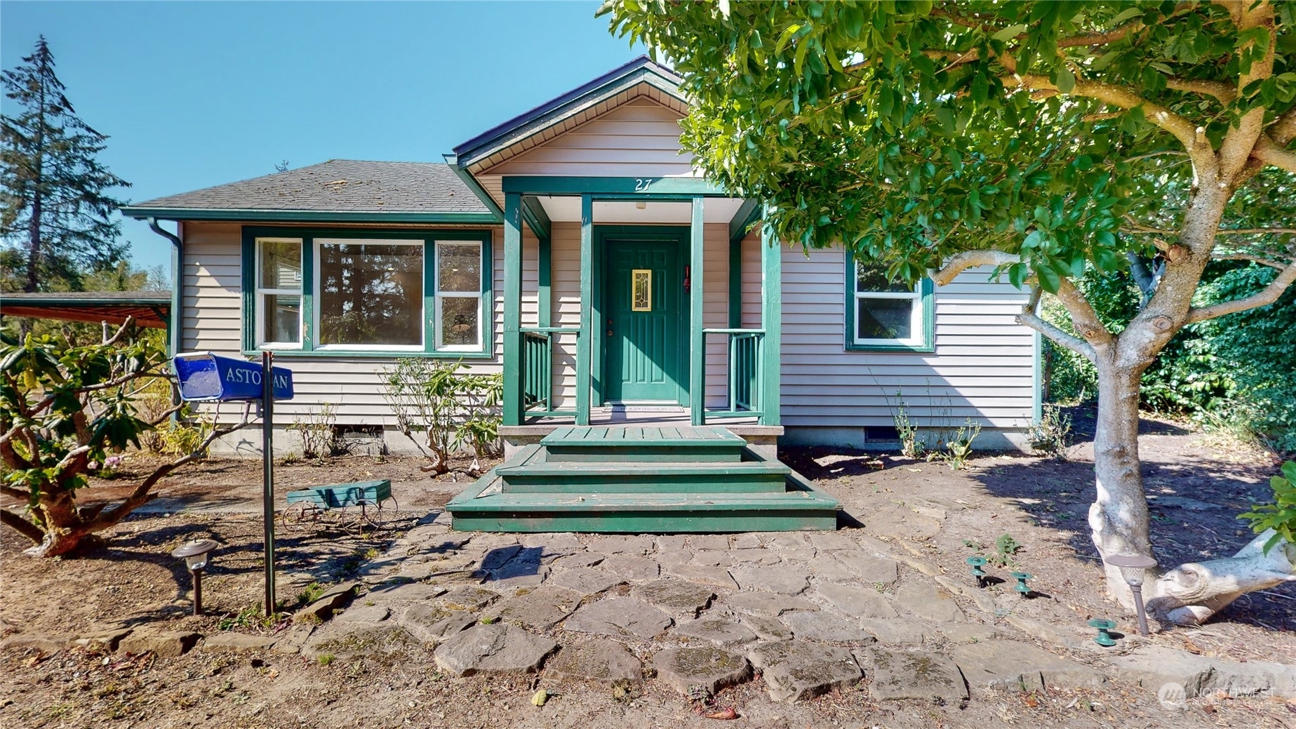 Property Photo: 27 Chinook Valley Road WA 98614