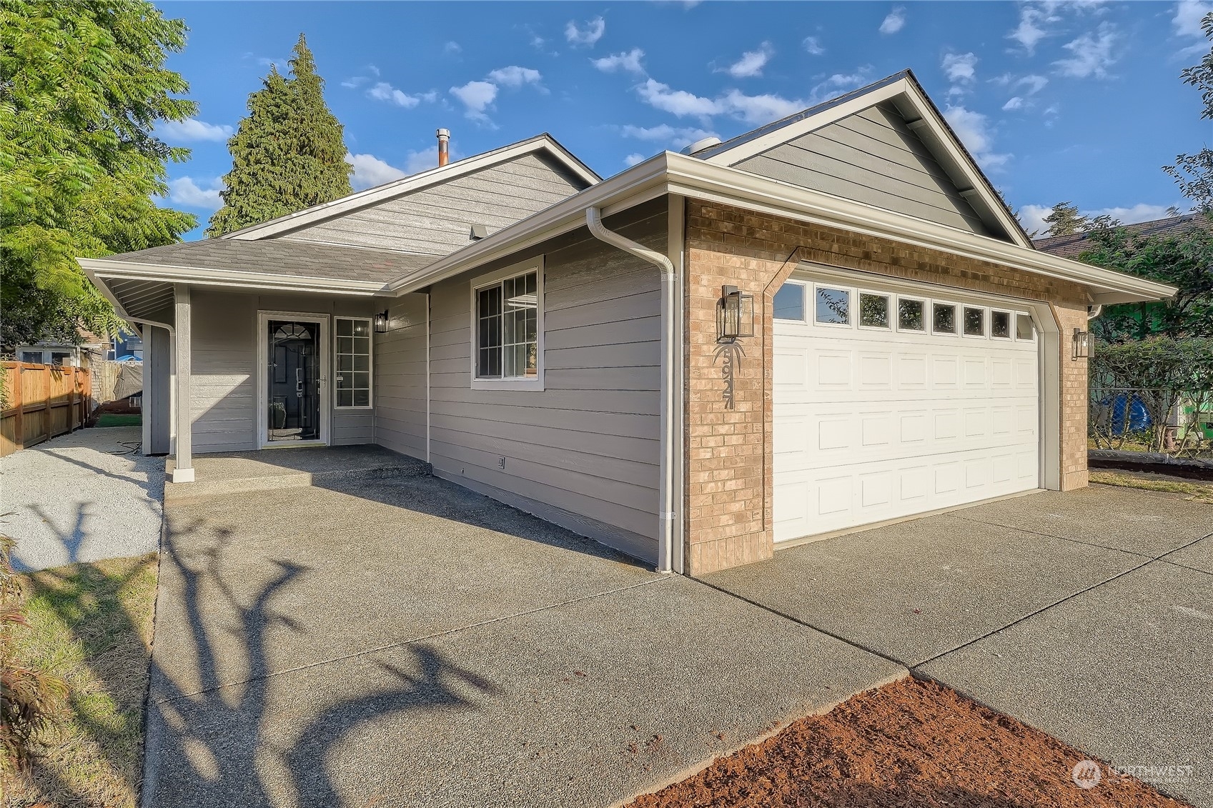 Property Photo:  5927 S I Street  WA 98408 