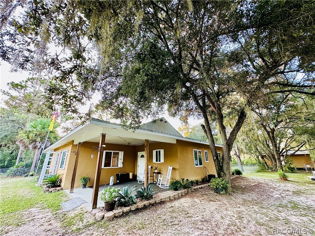 Property Photo:  171 E Cason Boulevard  FL 34449 