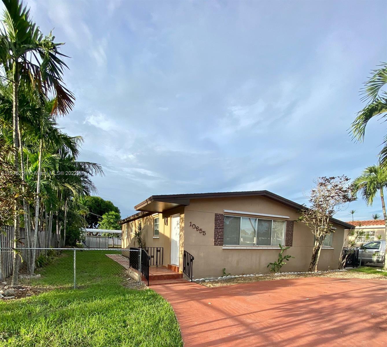 Property Photo:  10655 SW 6th St 0  FL 33174 