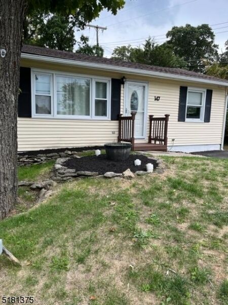Property Photo:  147 Rollins Trl  NJ 07843 