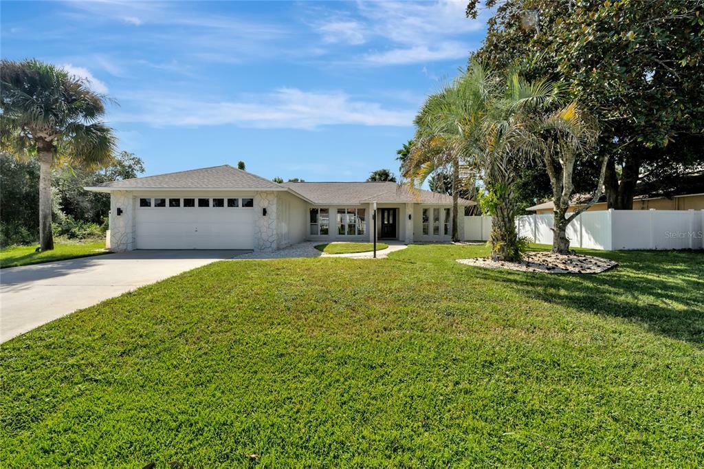 Property Photo:  28 Rolland Lane  FL 32164 