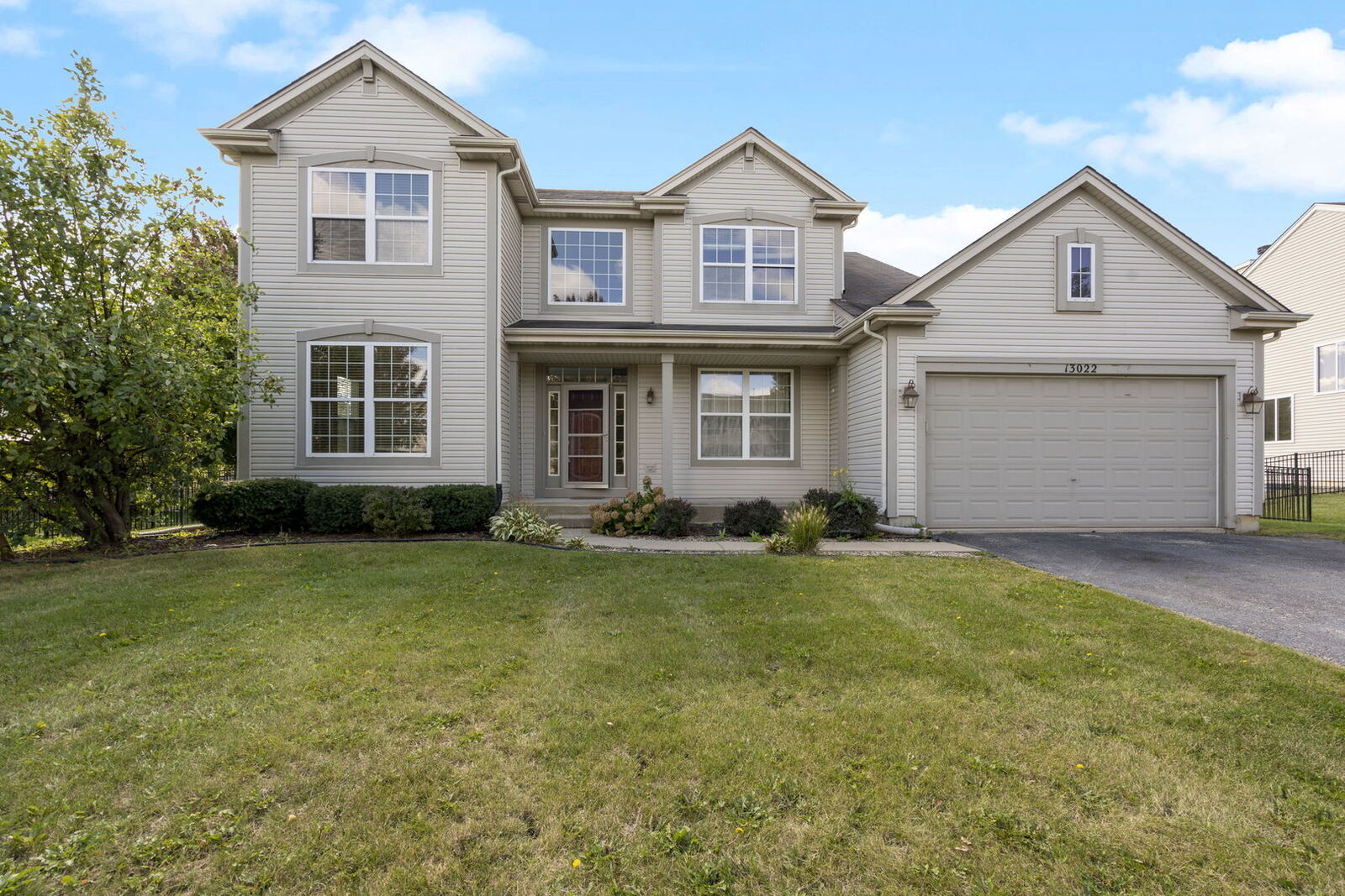Property Photo: 13022 Meadow Lane IL 60585