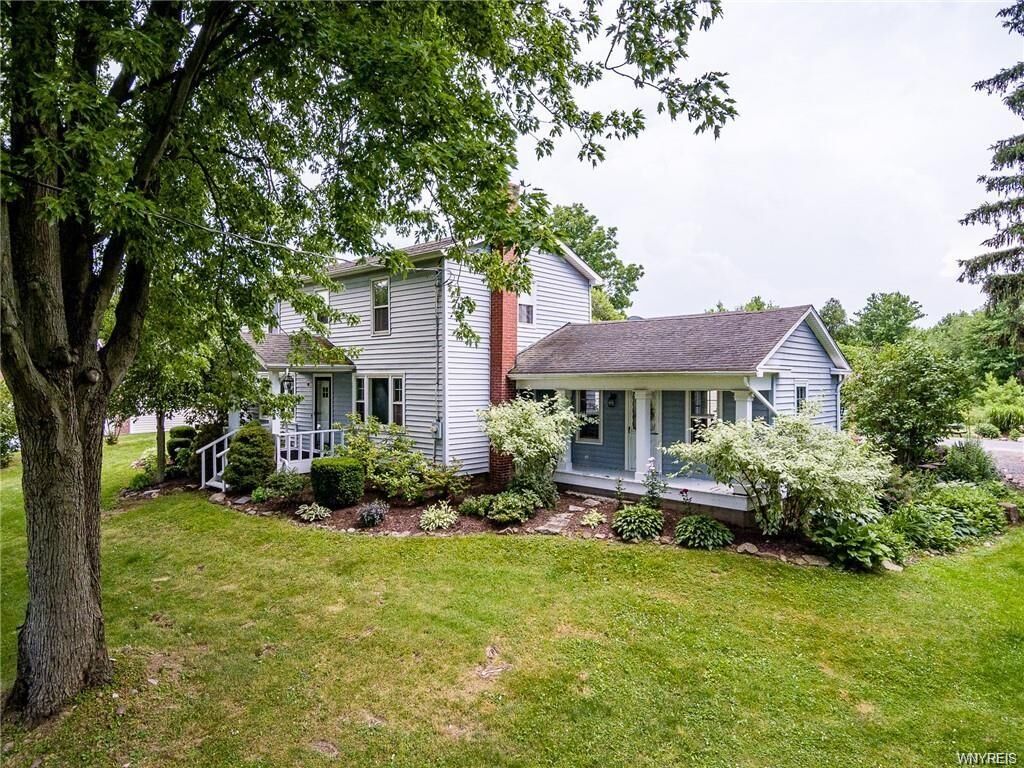 Property Photo:  5844 Stone Road  NY 14094 