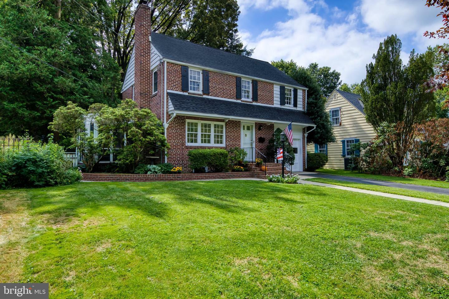 Property Photo:  37 Bartram Avenue  NJ 08060 