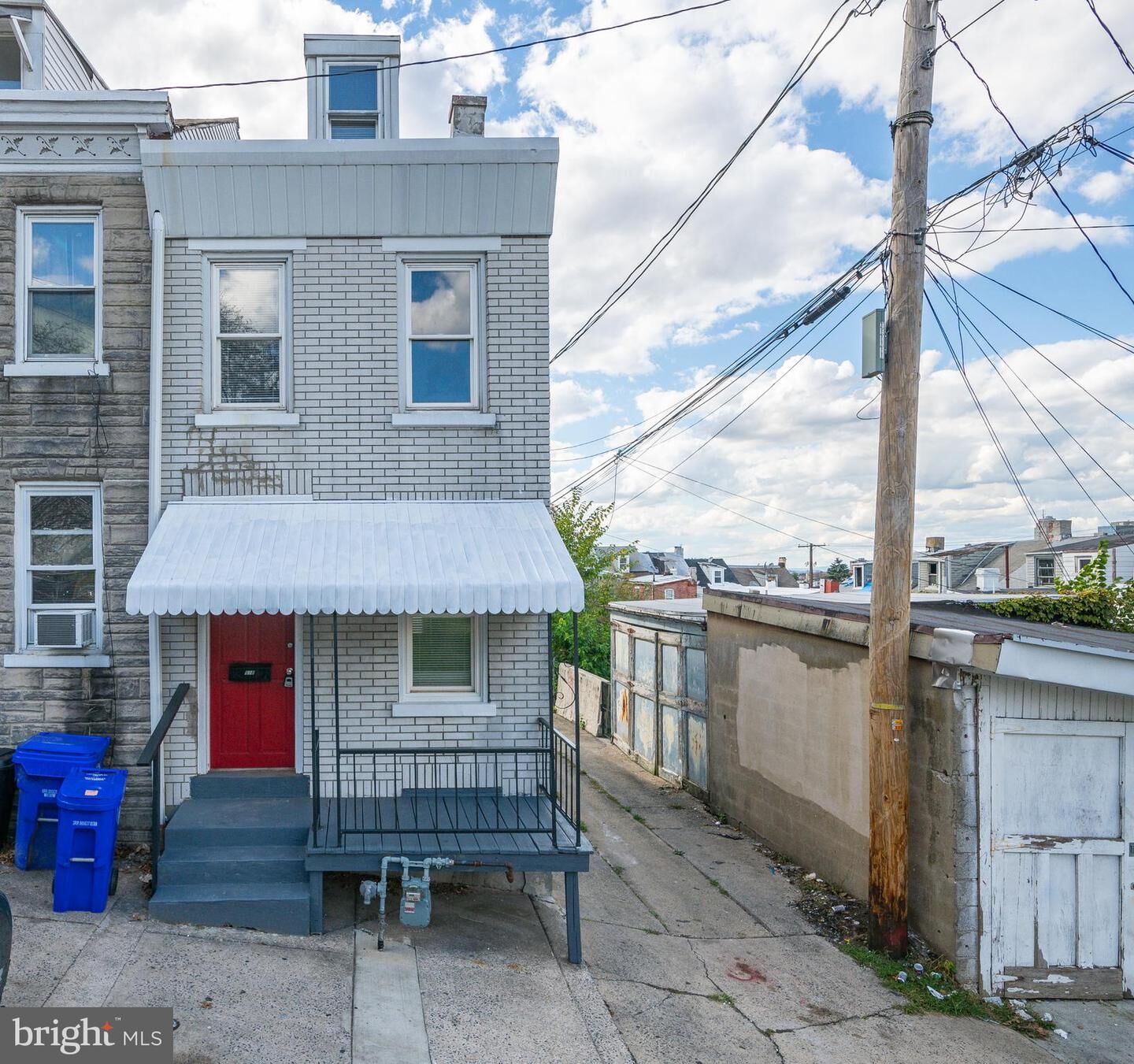 Property Photo:  518 Chapel Tc  PA 19602 