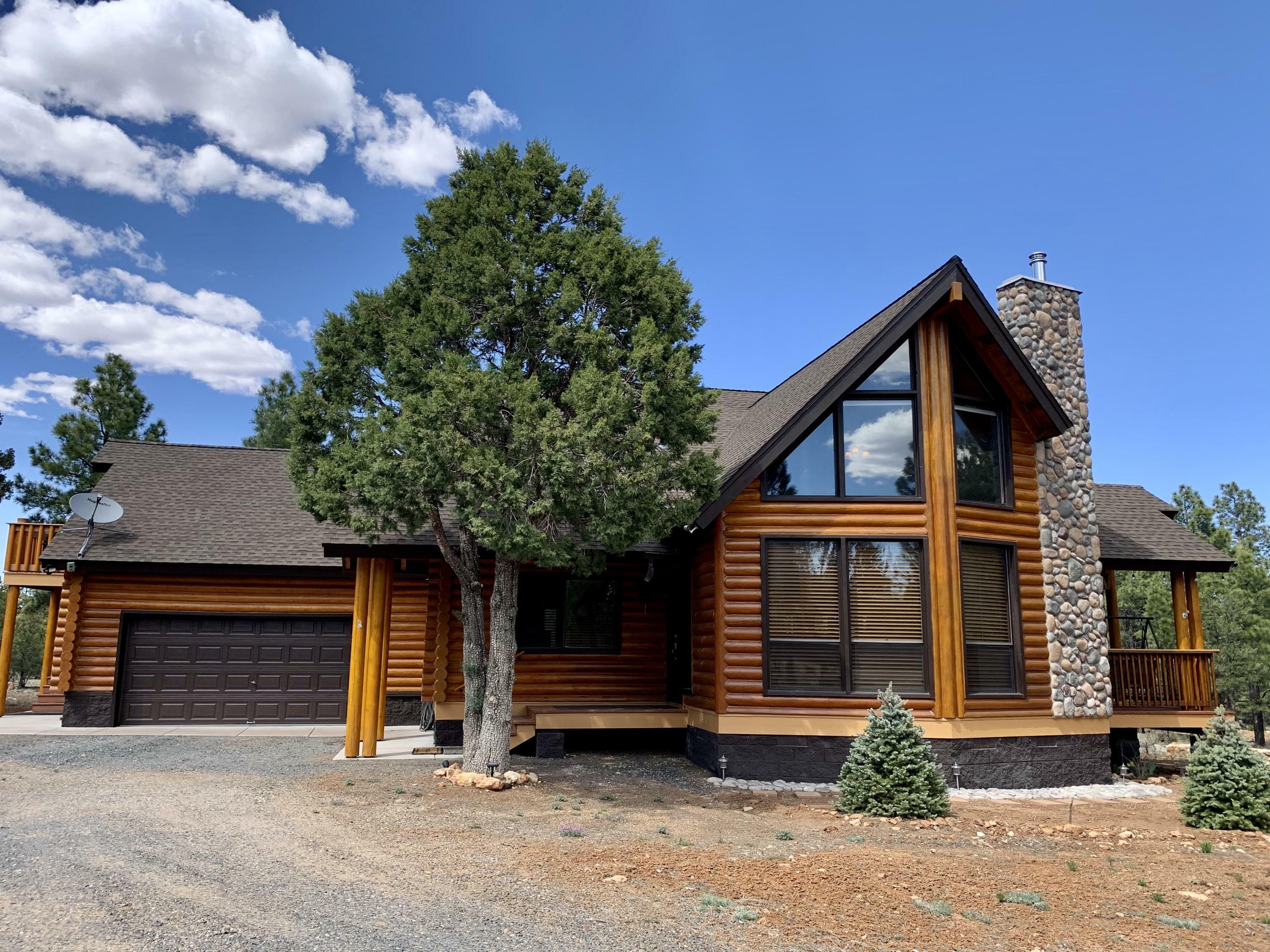 4385 Twin Oaks Loop  Happy Jack AZ 86024 photo