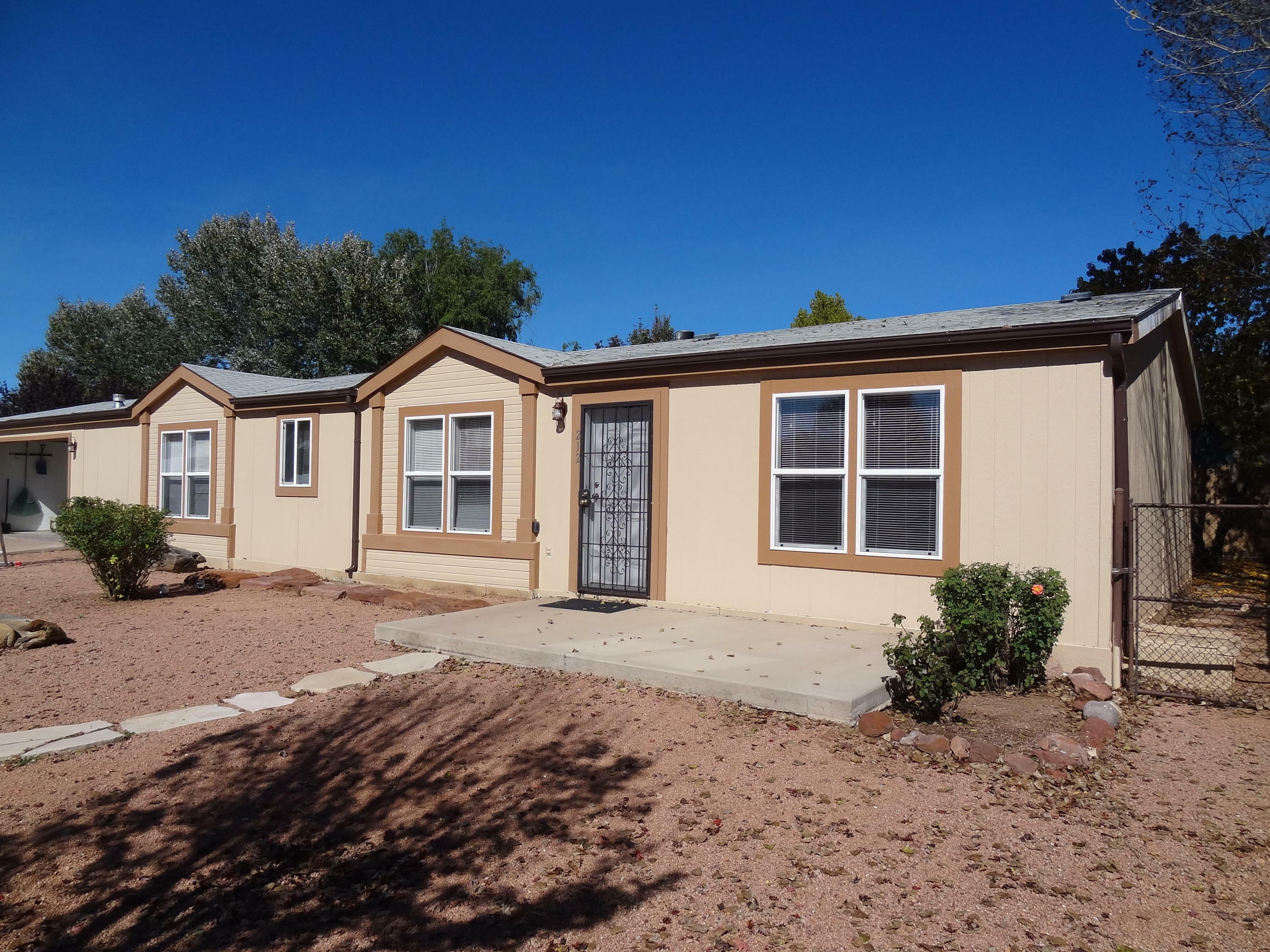 Property Photo:  212 W Cedar Mill Court  AZ 85541 