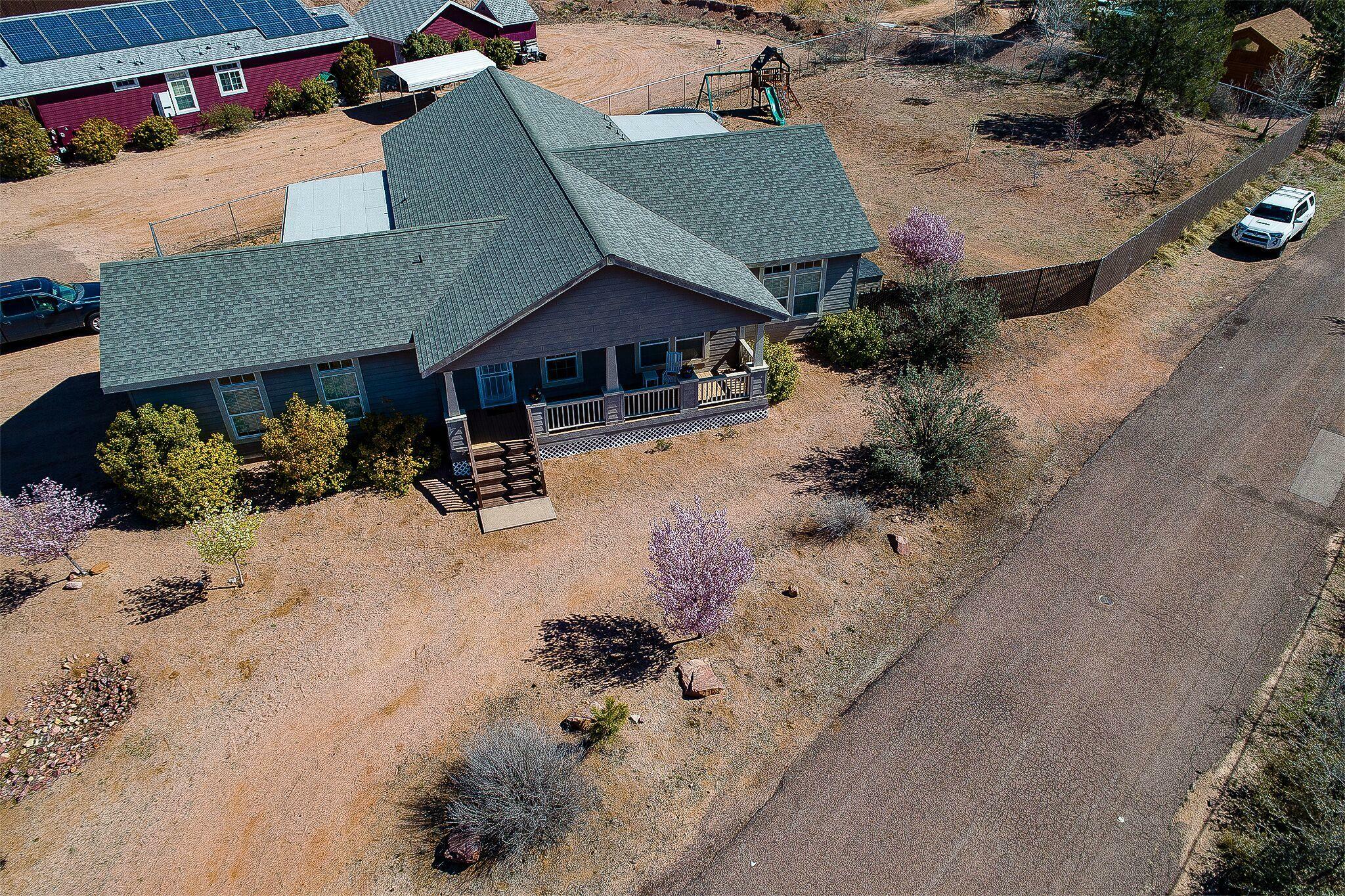 Property Photo:  615 S Townsite Circle  AZ 85541 