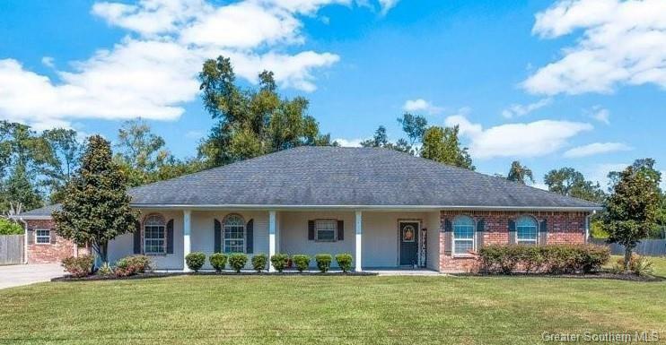 Property Photo:  524 Fred Lutz Road  LA 70669 