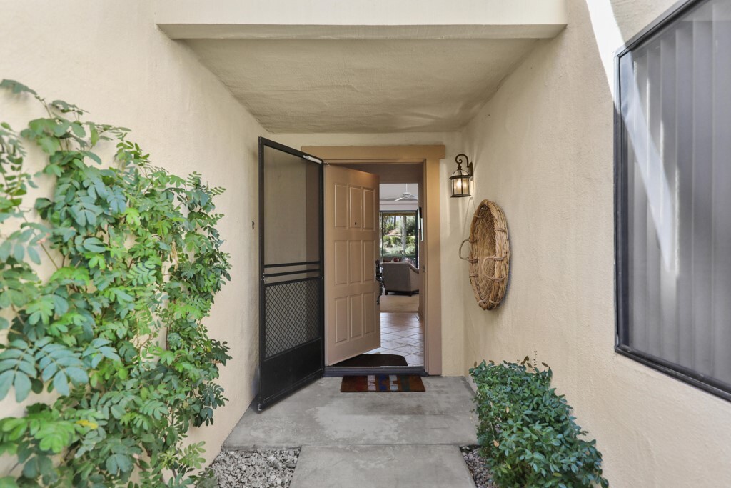 Property Photo: 289 Castellana N CA 92260