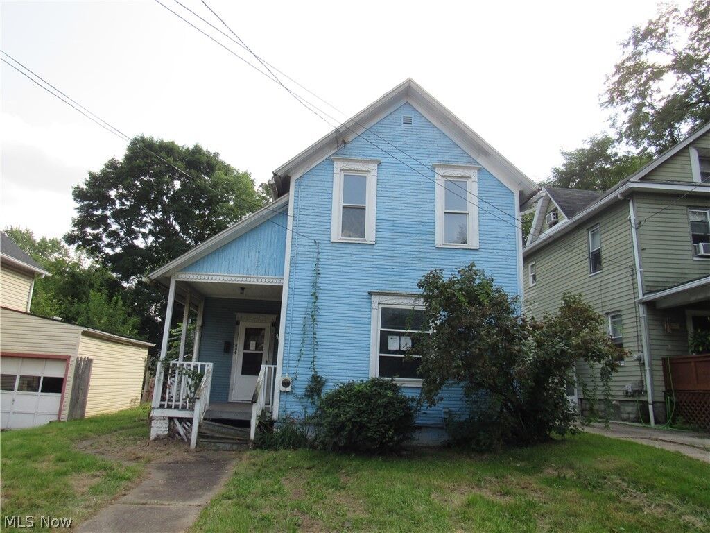 Property Photo:  846 Lorain Street  OH 44305 