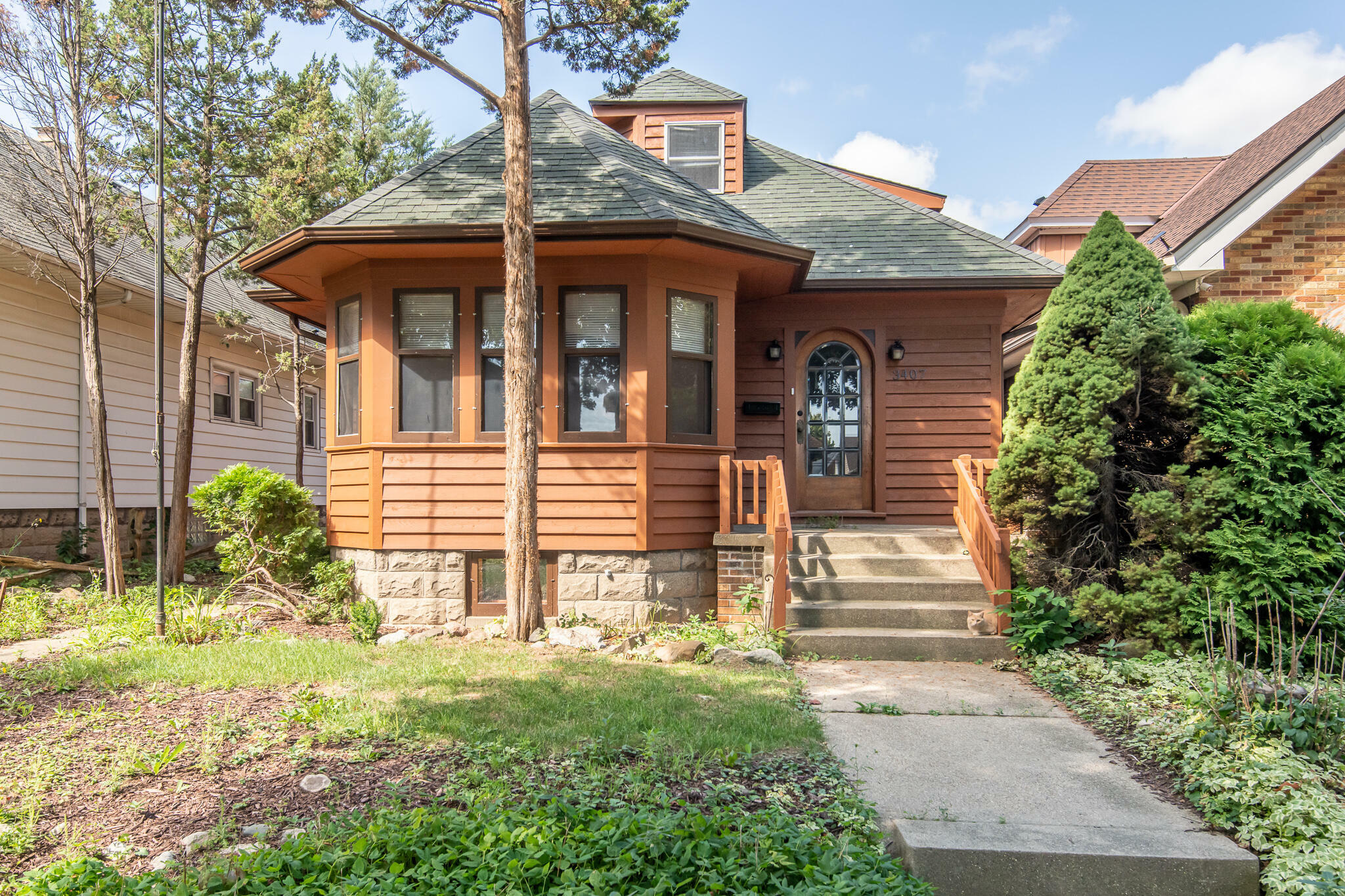 Property Photo: 3407 S 12th St WI 53215