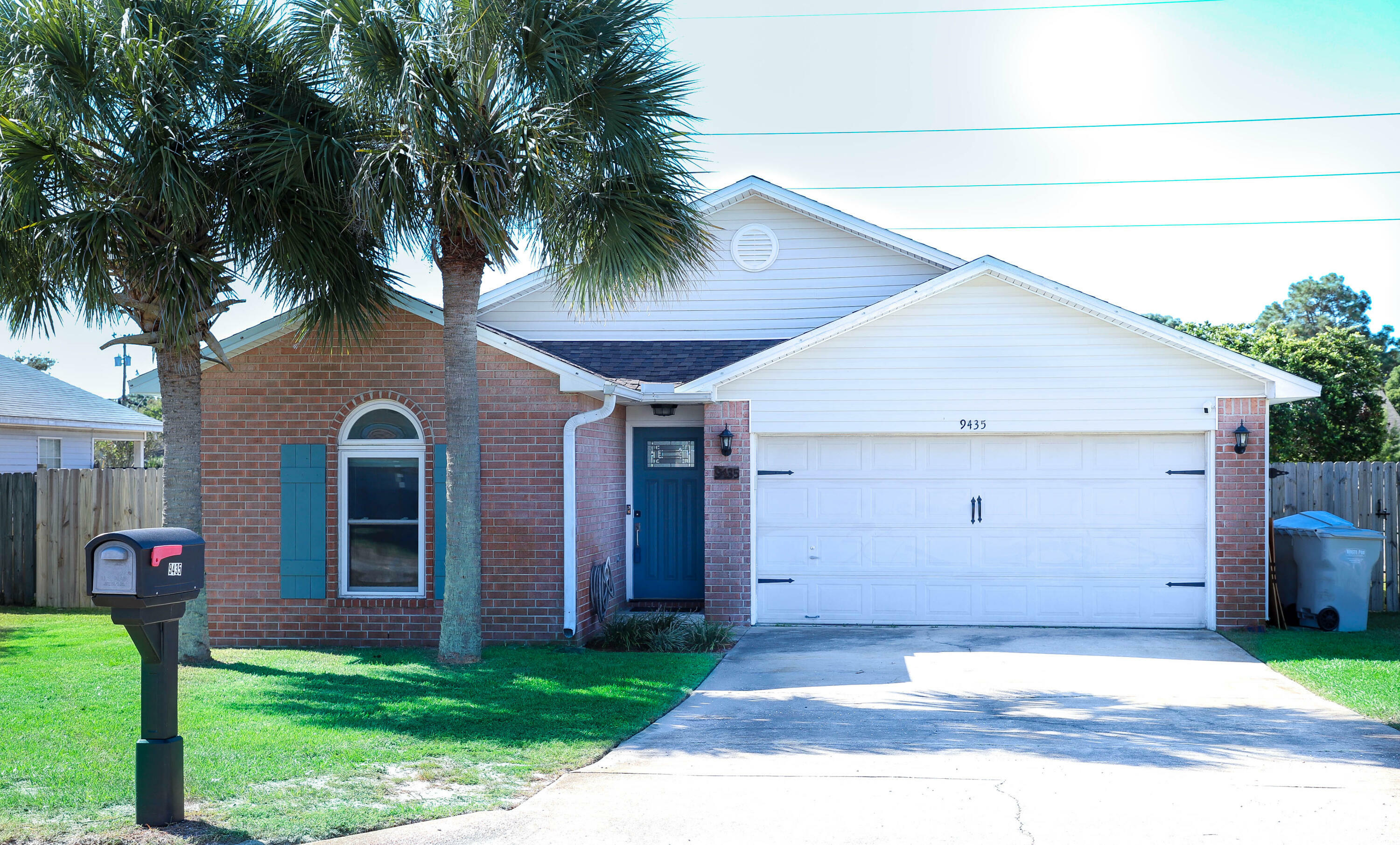 Property Photo:  9435 Parker Place Drive  FL 32566 