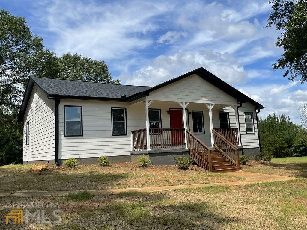 Property Photo: 570 Stateline Road GA 30108