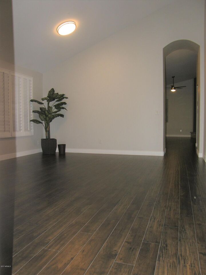 Property Photo: 4309 E Abraham Lane AZ 85050