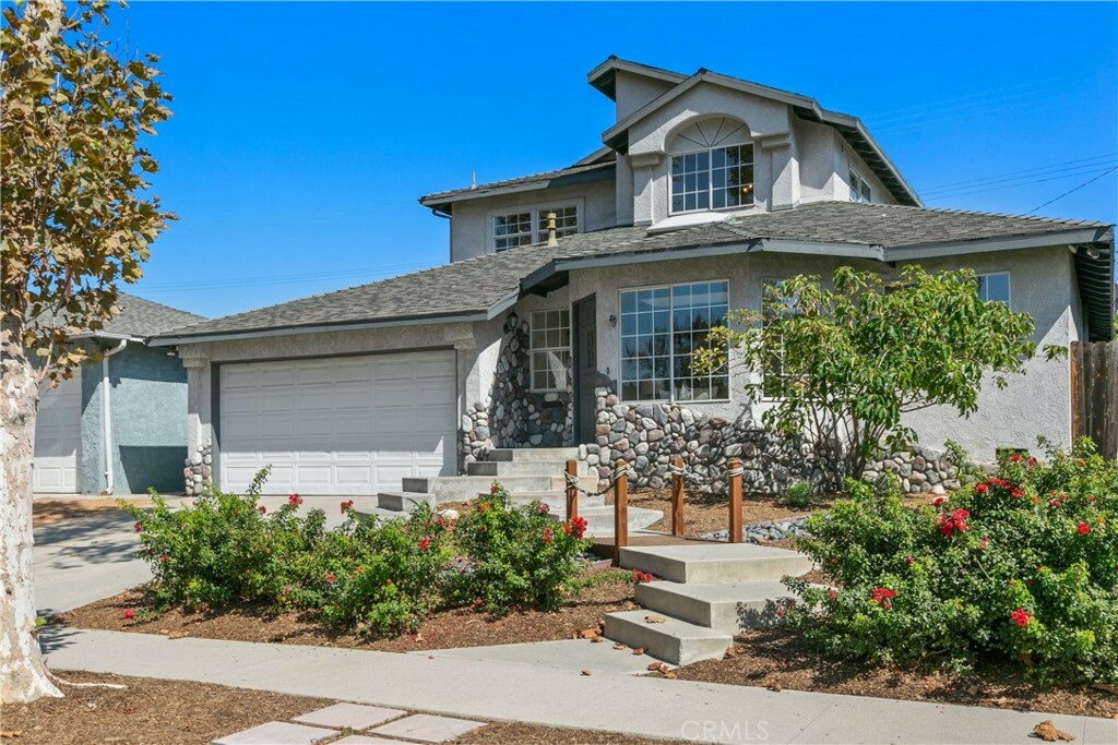 Property Photo:  4752 Conquista Avenue  CA 90713 