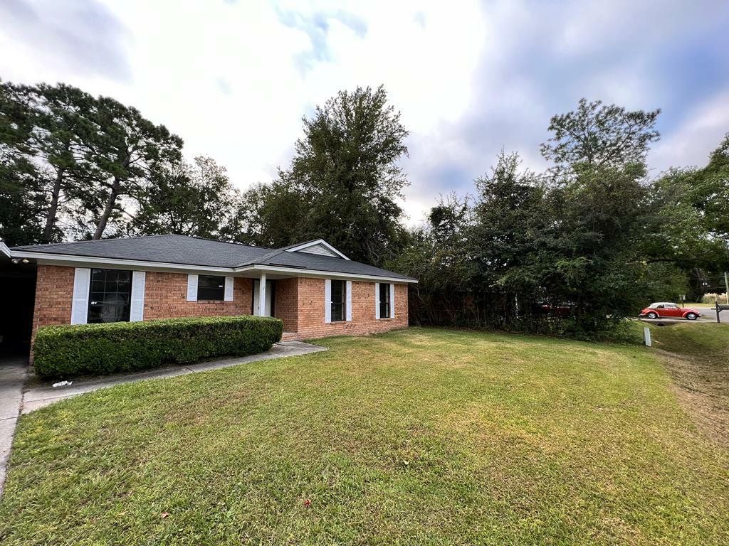 Property Photo:  108 Cedar Street  GA 31313 