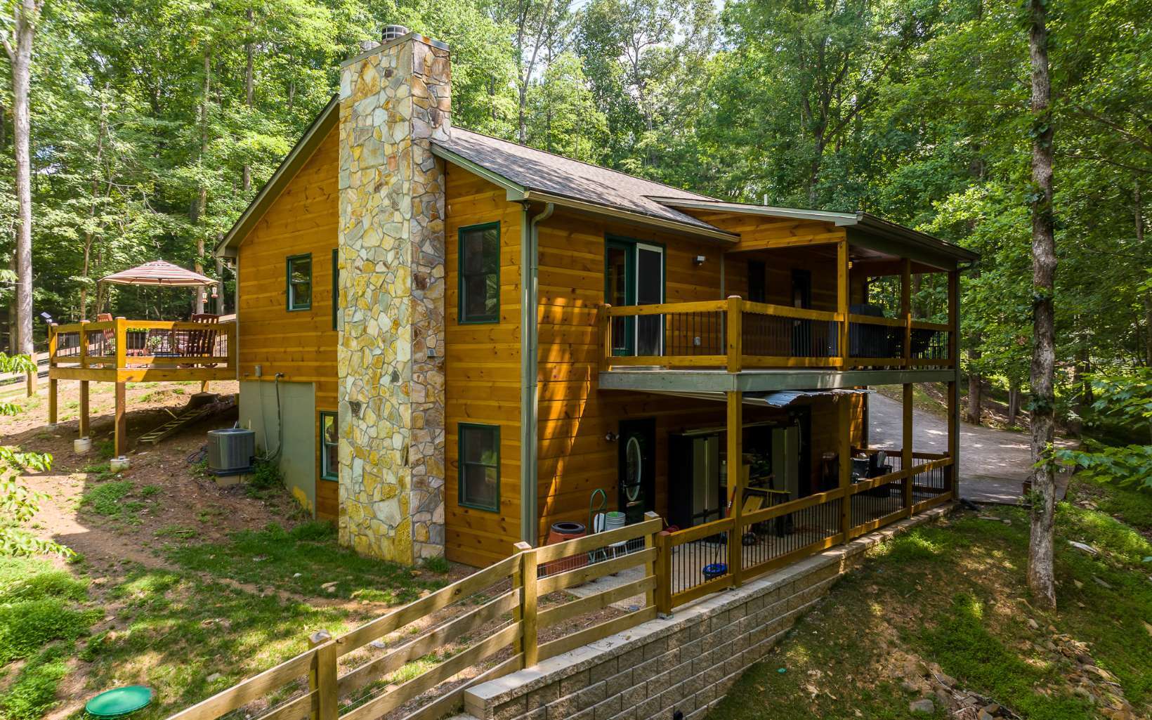 Property Photo: 249 Citrine Court GA 30540