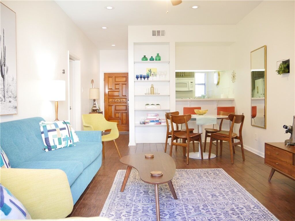 Property Photo:  371 W Lincoln B102  TX 78130 