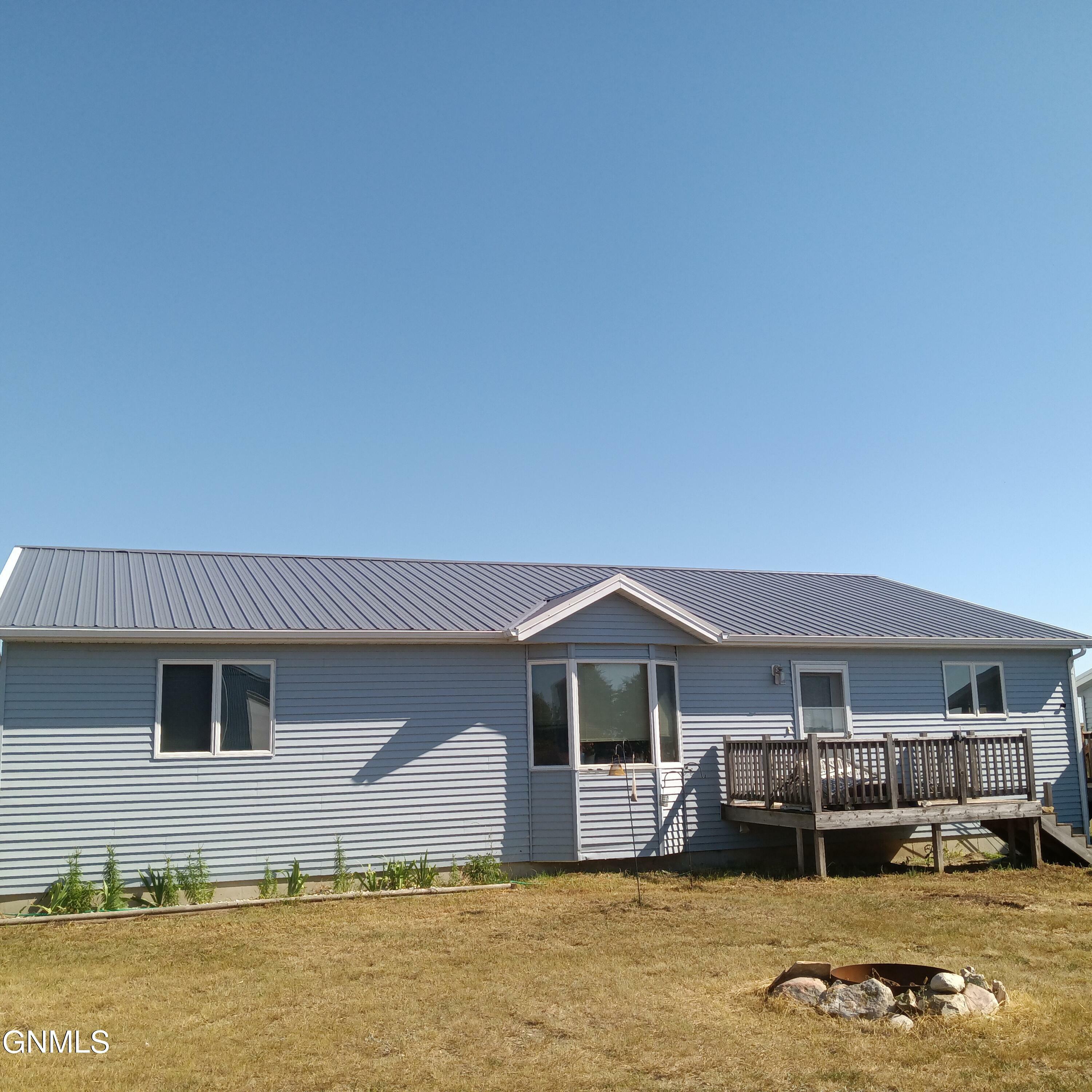 Property Photo:  25091 41st Street NW  ND 58579 