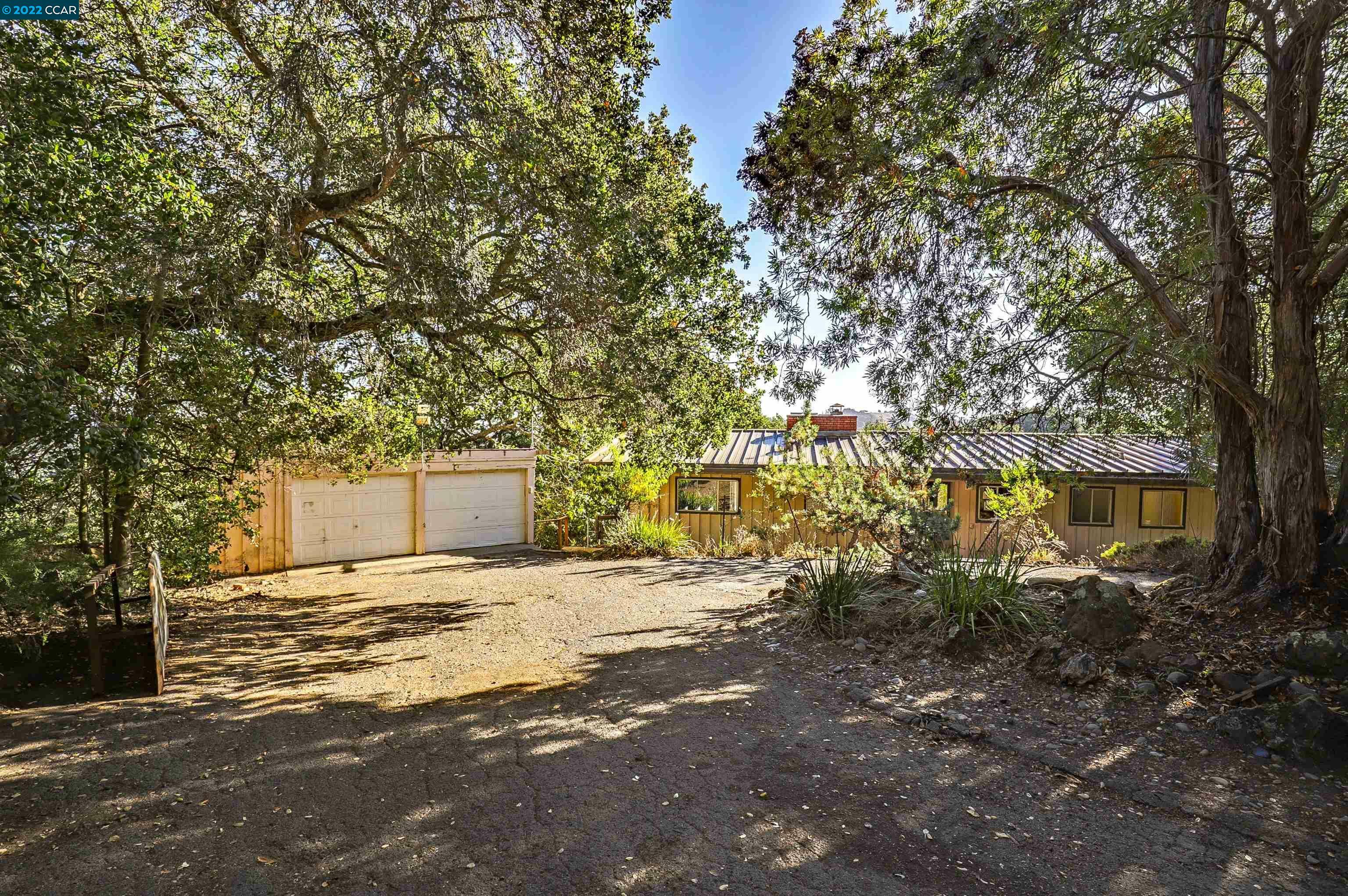 Property Photo:  205 Crestview Dr  CA 94563 