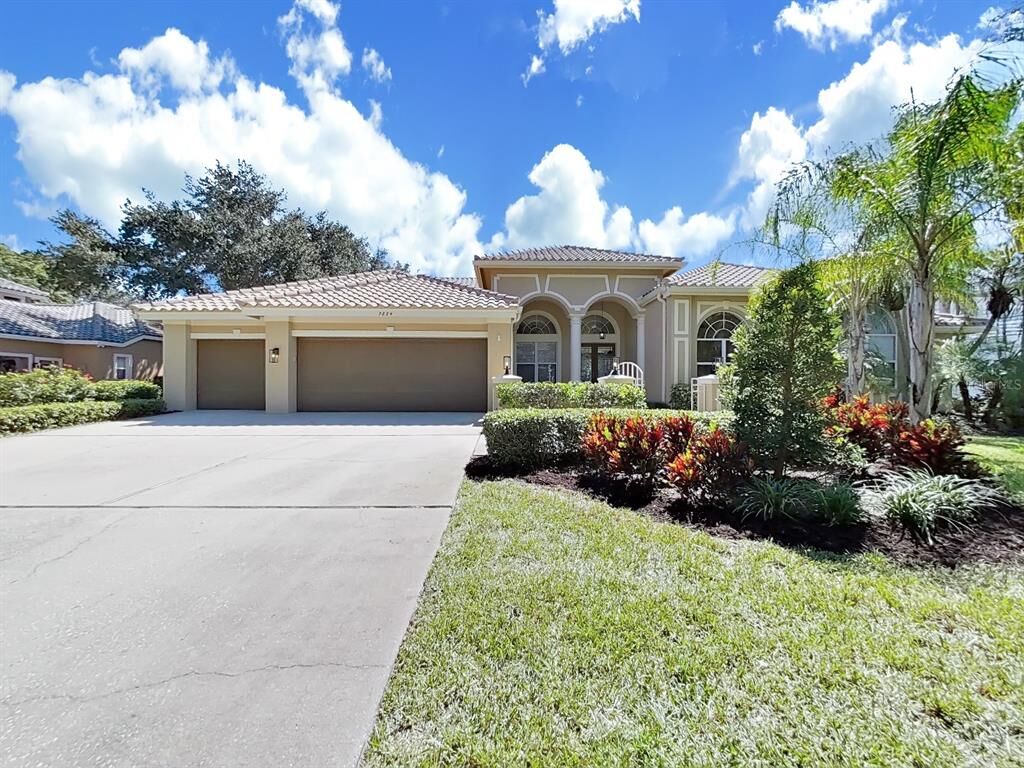 Property Photo: 7664 Hunter Lane N FL 33782