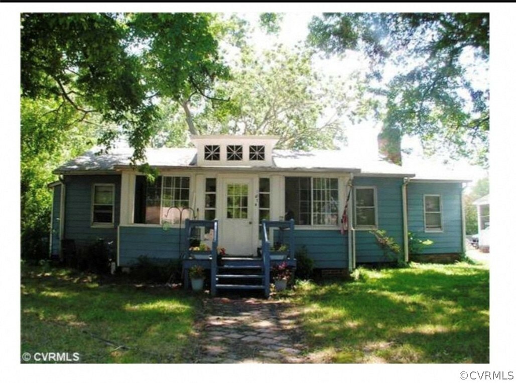 Property Photo:  107 Federal Street  VA 23150 