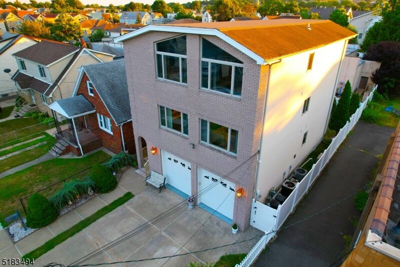 Property Photo:  10 Halstead Ave  NJ 07057 