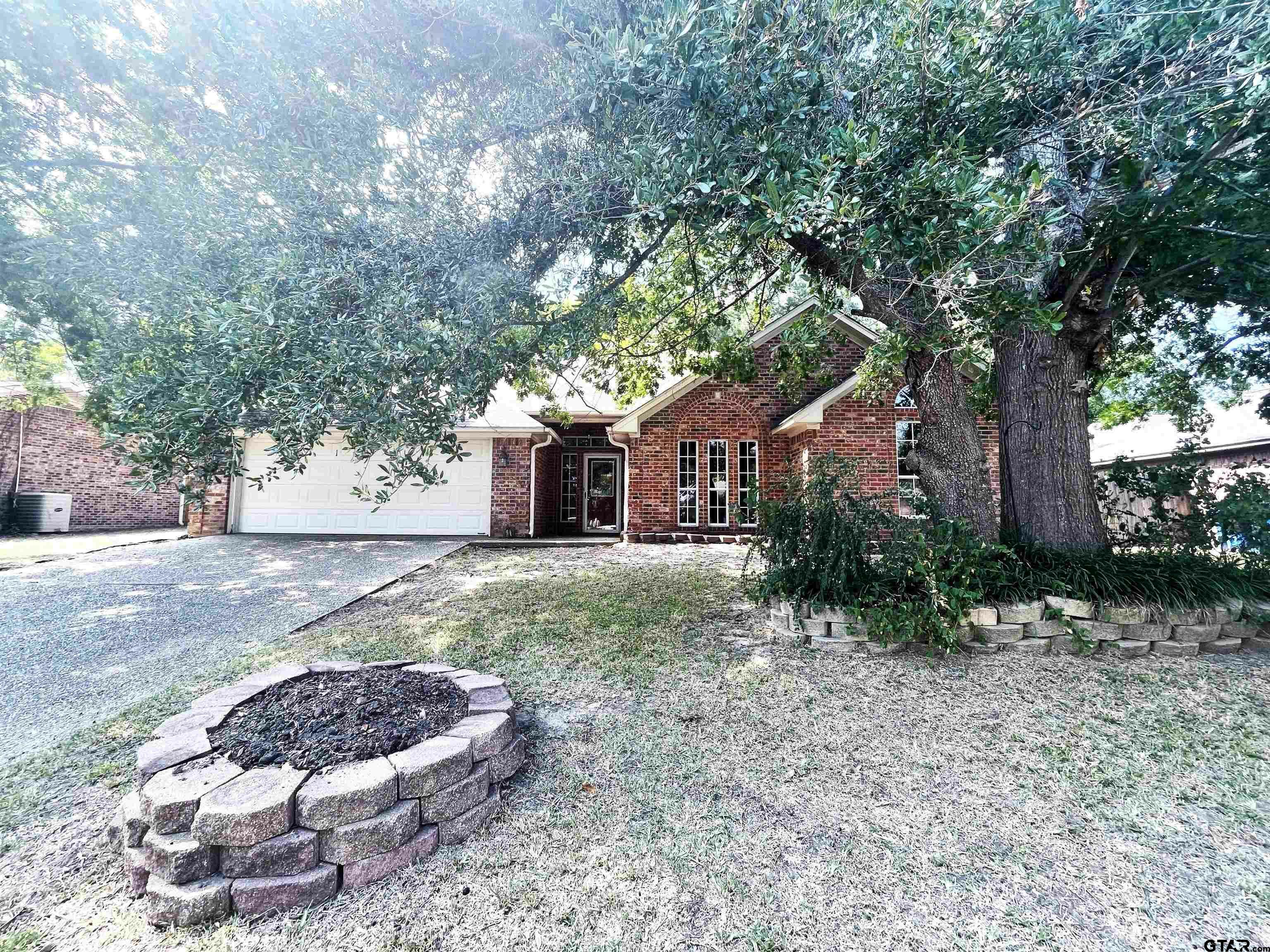 Property Photo:  109 Hummingbird  TX 75791 