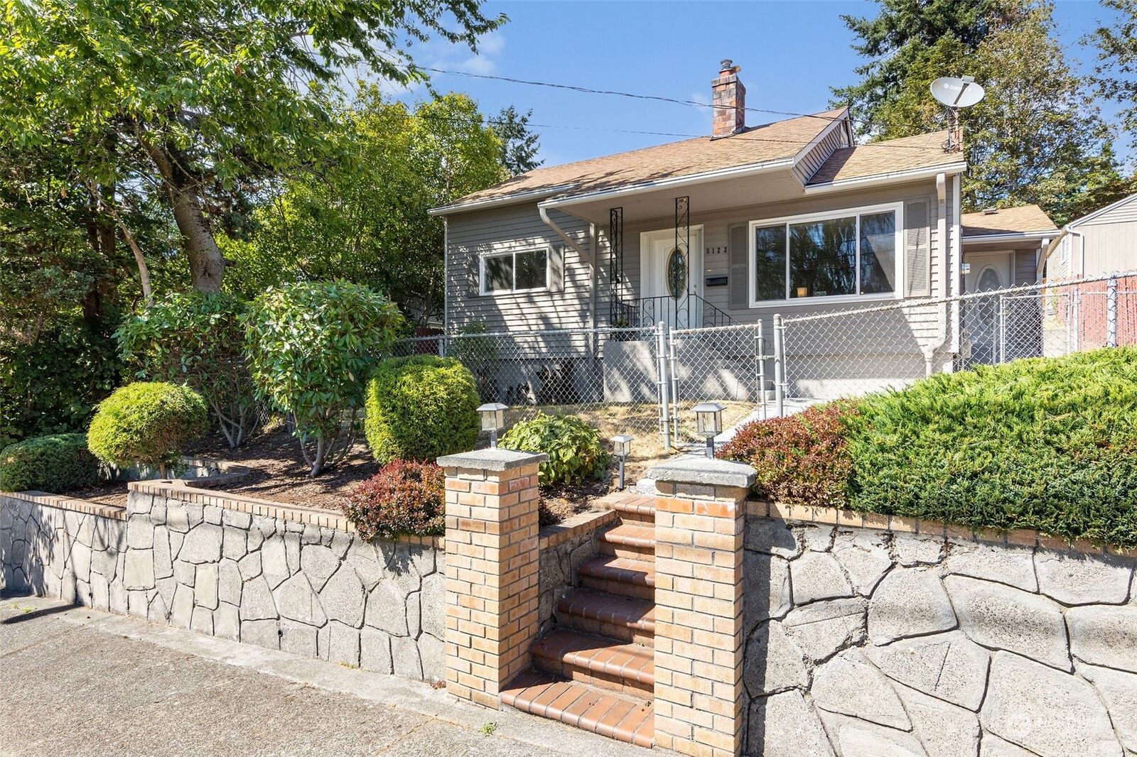 Property Photo:  5122 S Brighton Street  WA 98118 