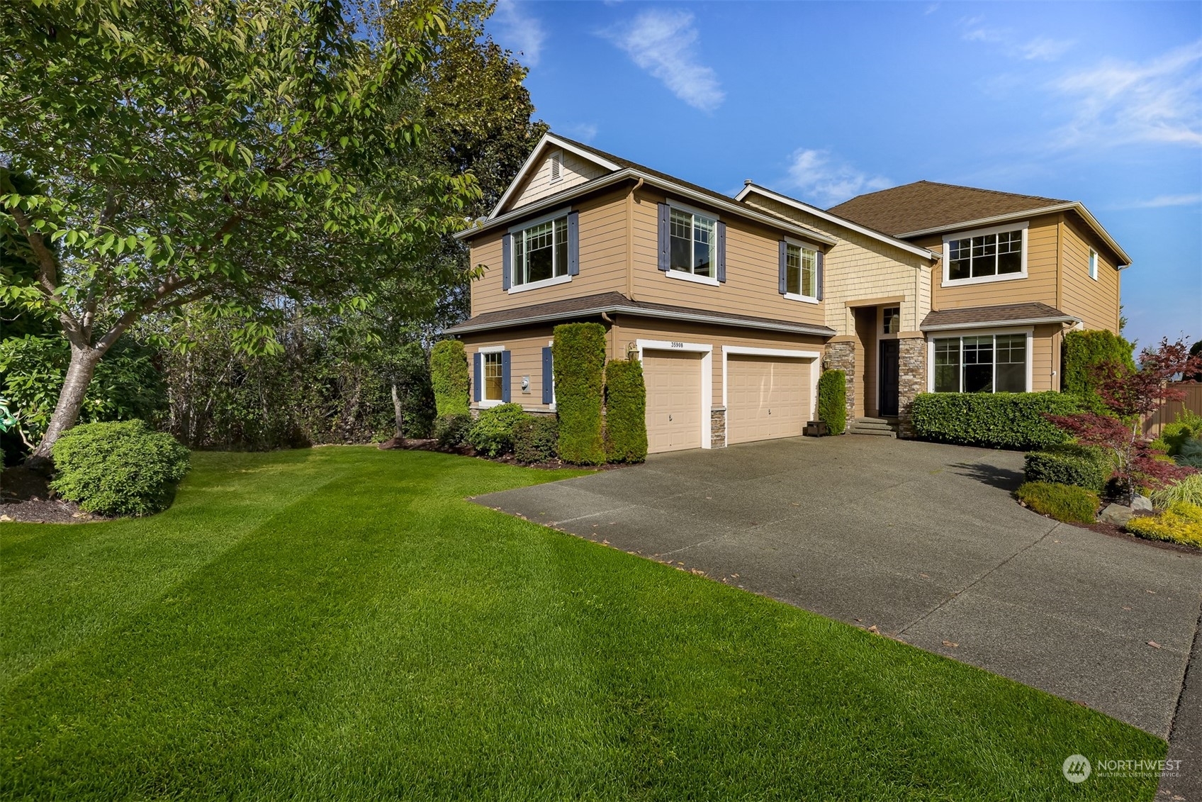 Property Photo: 35908 SE Boulder Court WA 98065