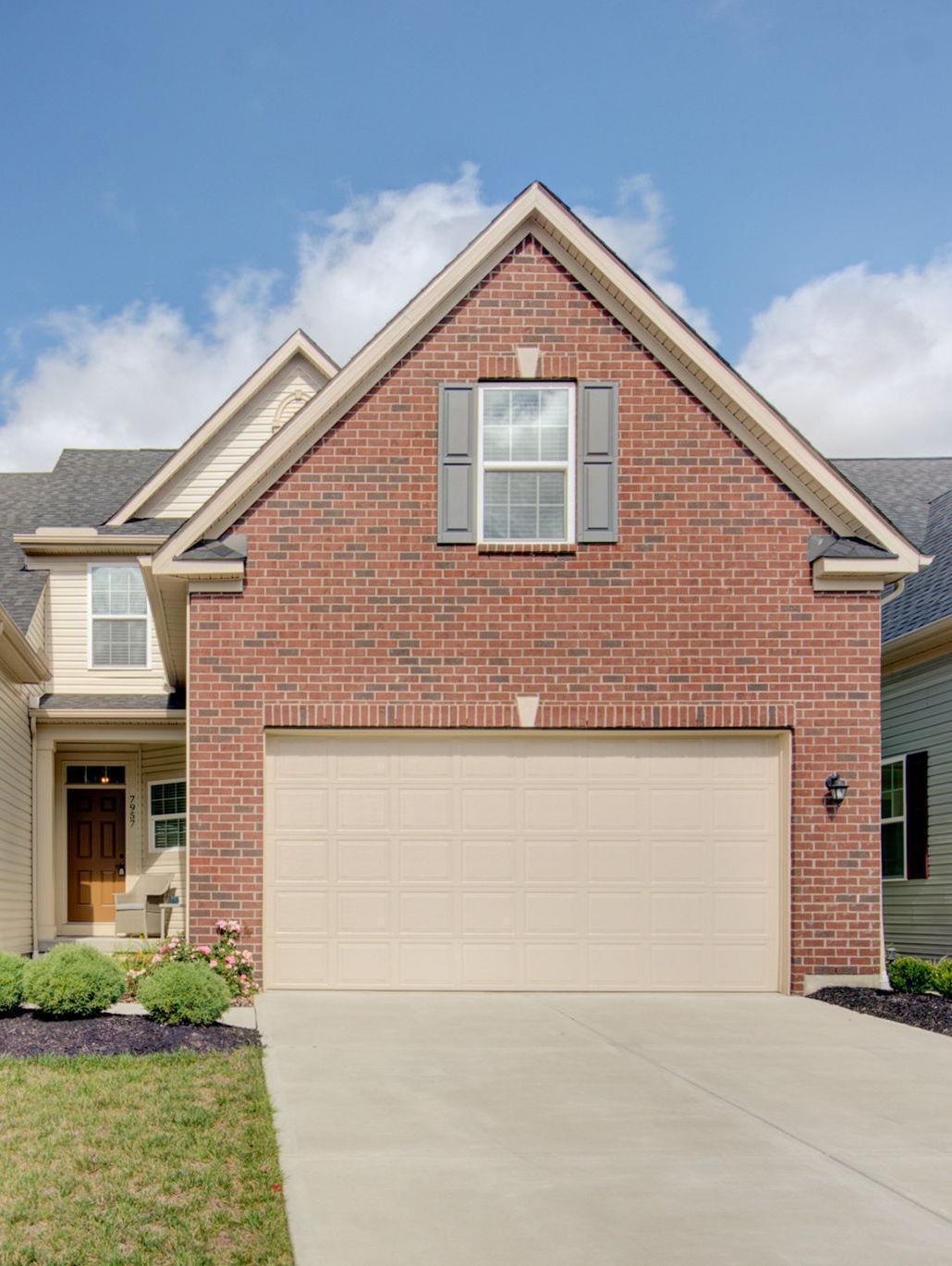 Property Photo: 7957 Pinnacle Point Dr OH 45069
